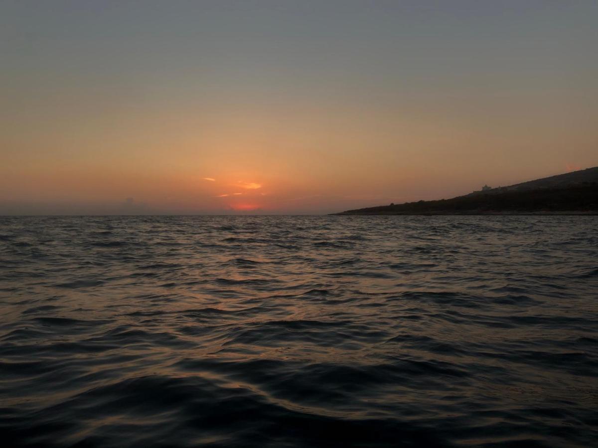Rei Apartments Sarandë Buitenkant foto