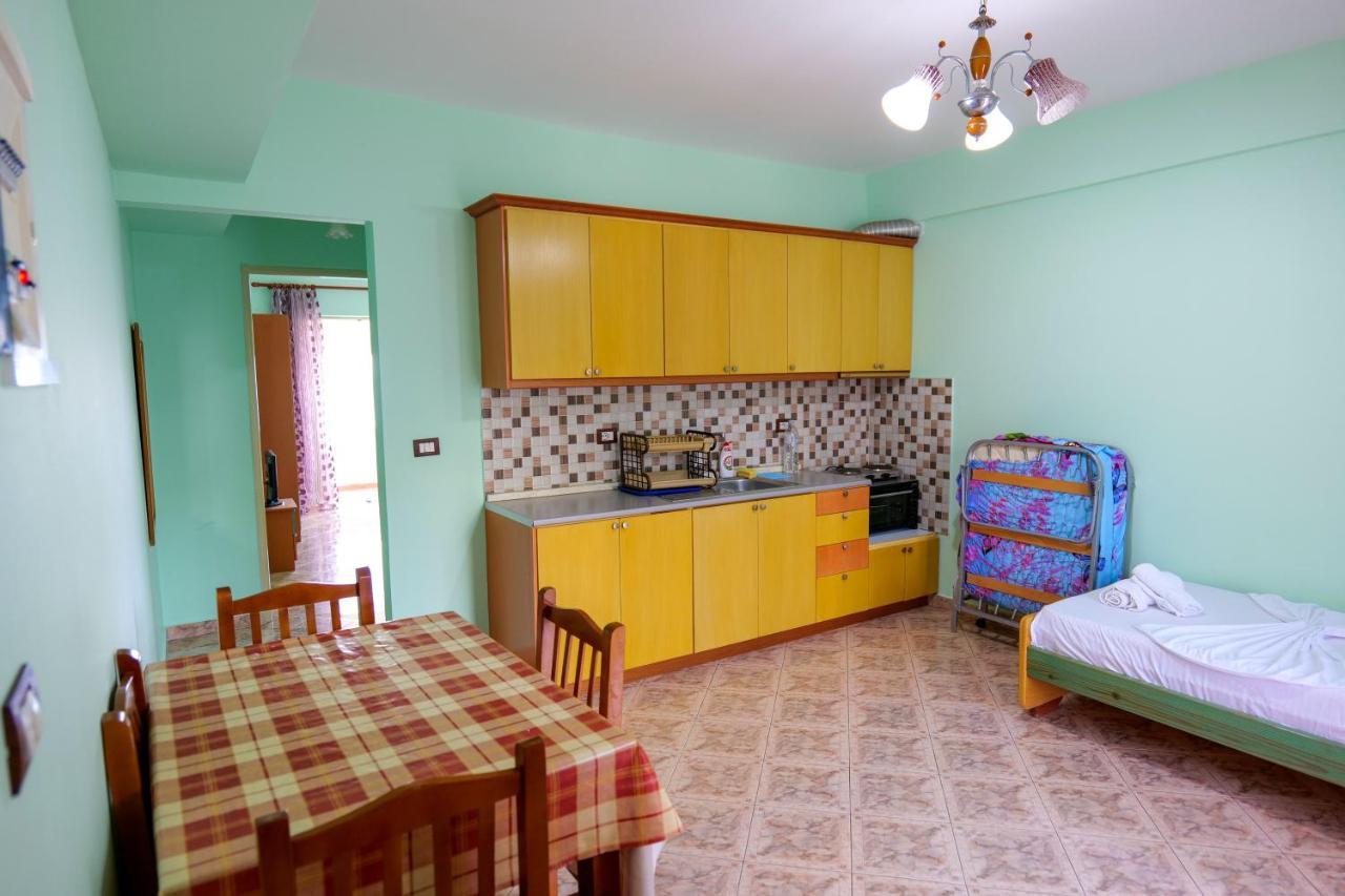 Rei Apartments Sarandë Buitenkant foto