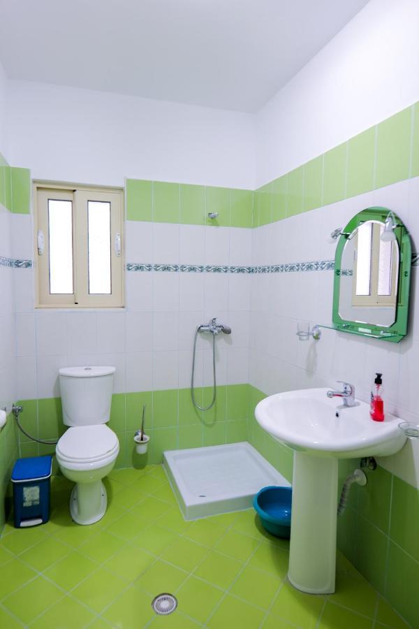 Rei Apartments Sarandë Buitenkant foto