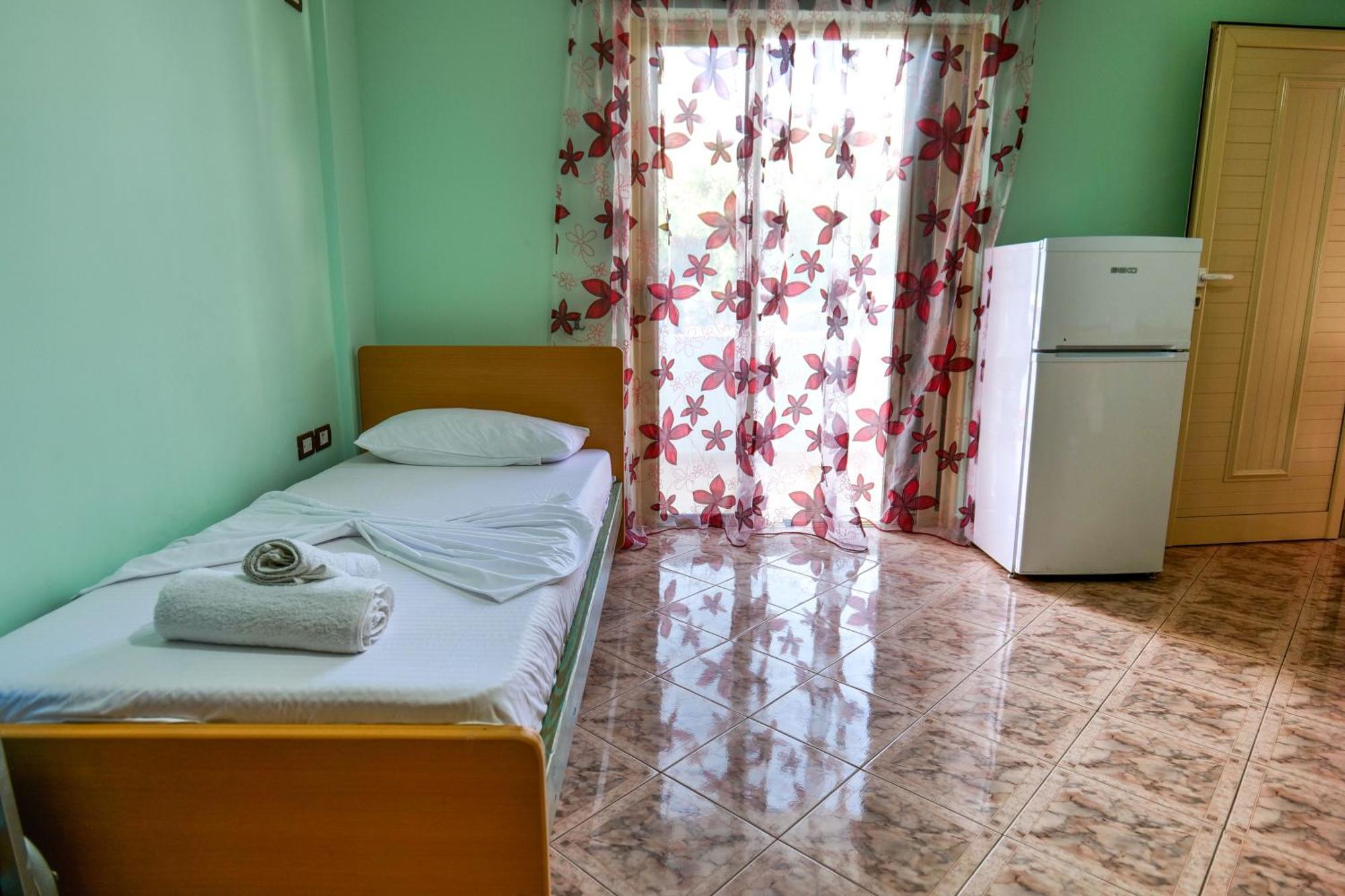 Rei Apartments Sarandë Kamer foto